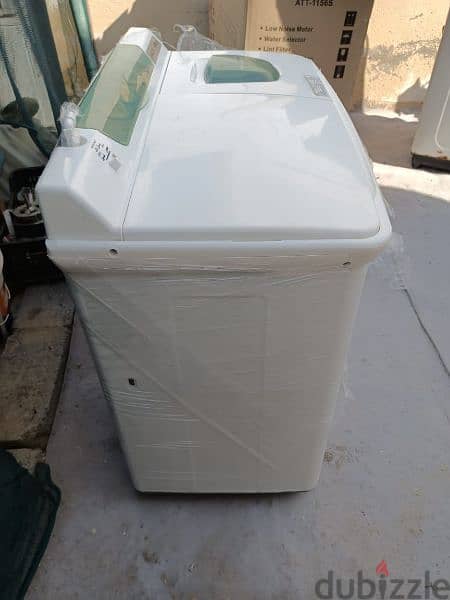 Hitachi washing machine11kg good quality made Thailand 5