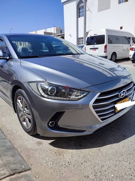 Hyundai Elantra 2017 1