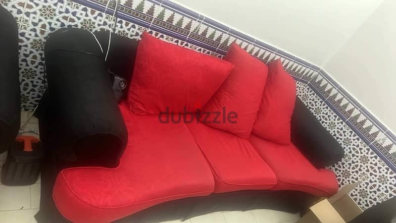 3 seater sofa + 1 seater sofa 0