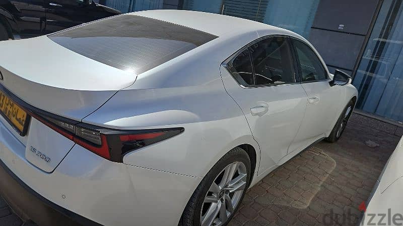 Lexus IS 300 2021 4