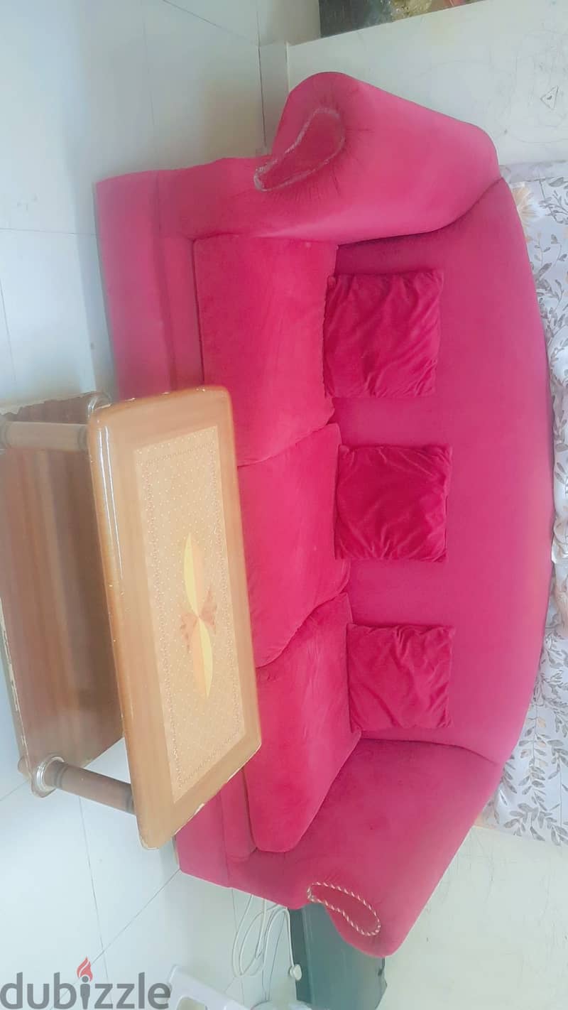 Sofa set with table for sale 1