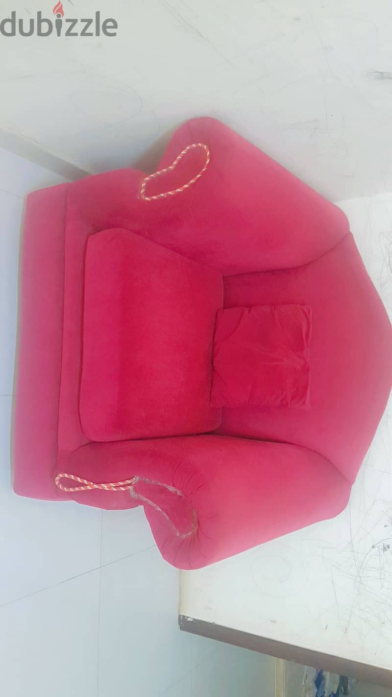 Sofa set with table for sale 6