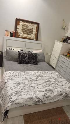 Double bed for sale with mattress