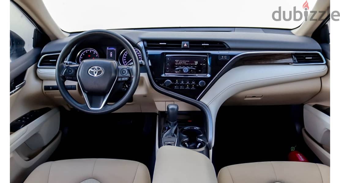 Used Toyota Camry S (XV70) - تويوتا كامري S (XV70) مستعملة 6