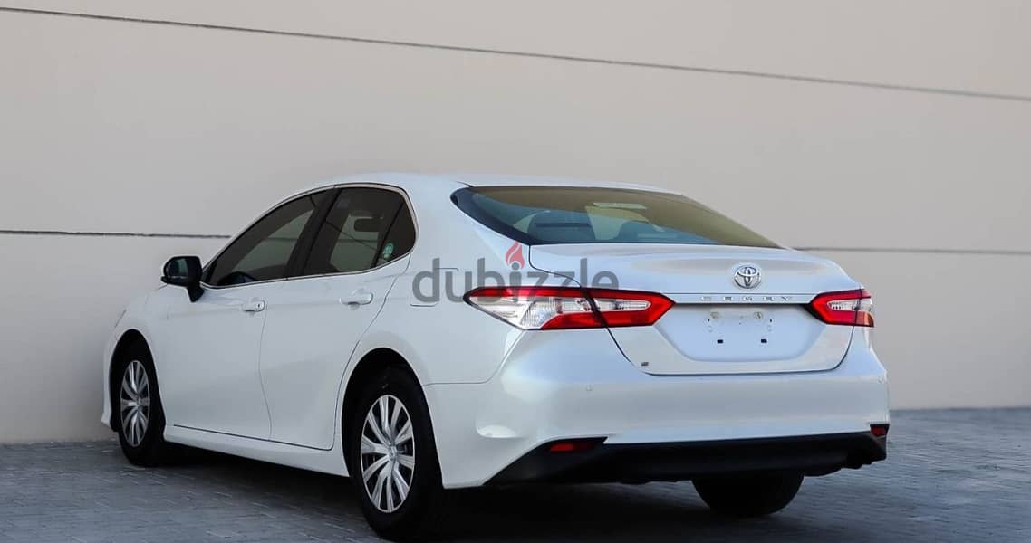 Used Toyota Camry S (XV70) - تويوتا كامري S (XV70) مستعملة 8