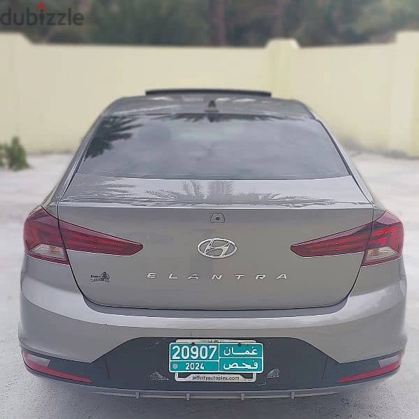 هاينداي النترا رقم 1 فل ابشن HYUNDAI Elantra 2020 full option 5