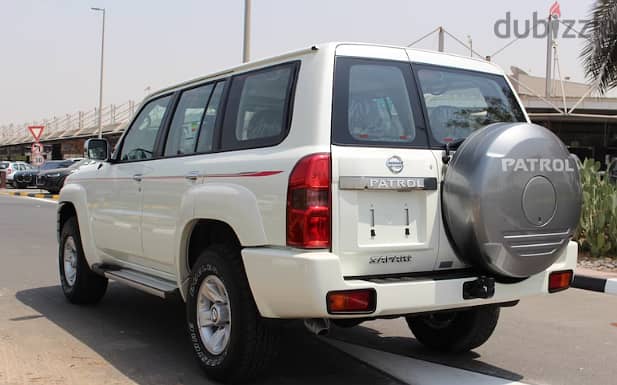 NISSAN PATROL SAFARI A/T 2023 MODEL 3