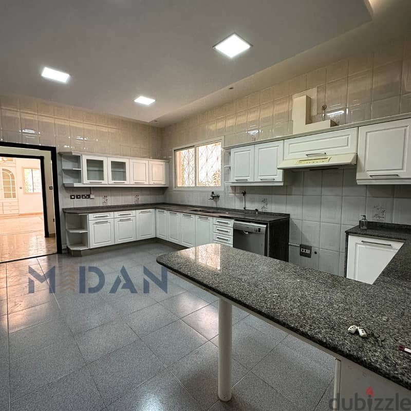 SHATTI AL QURUM | SEA VIEW 5+1 BR VILLA 5