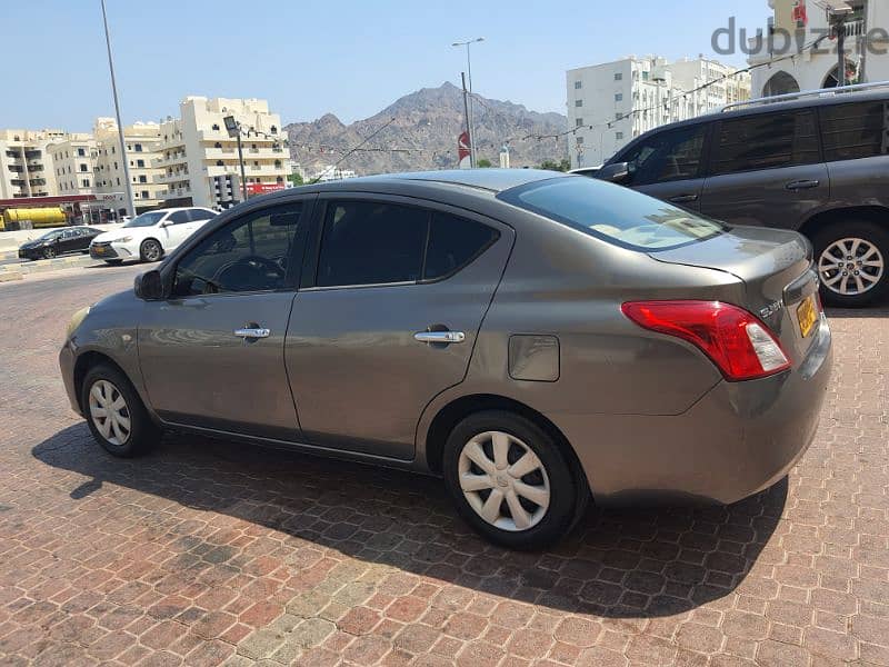 Nissan Sunny 2013 3