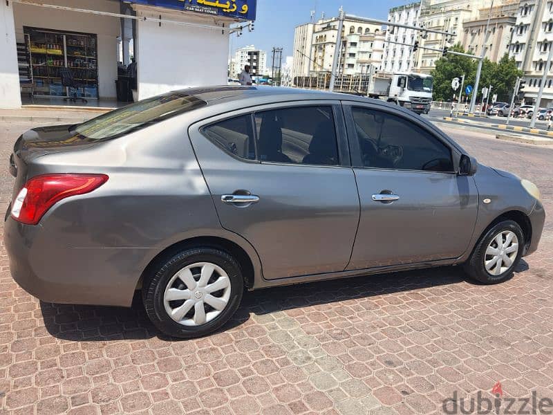 Nissan Sunny 2013 4