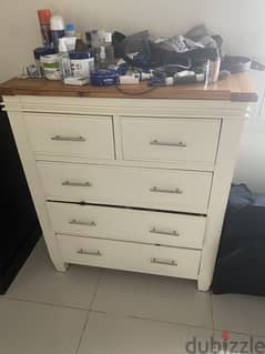 Dresser set with mirror 0