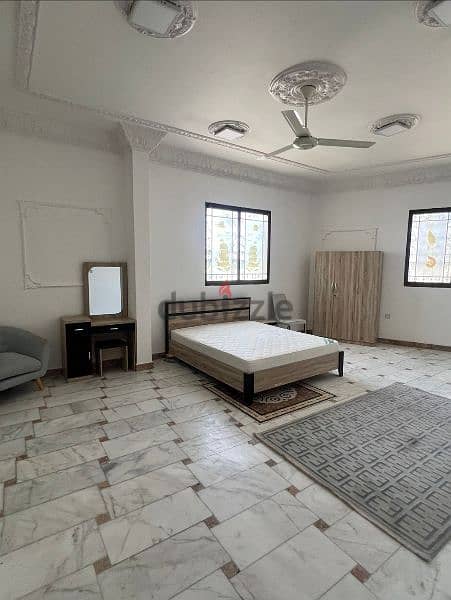 Spacious room in Al Ghubrah South 1