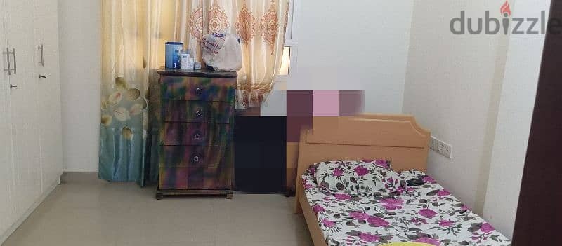 full furniture flat for rent ( families or working ladies ) , monthly 3