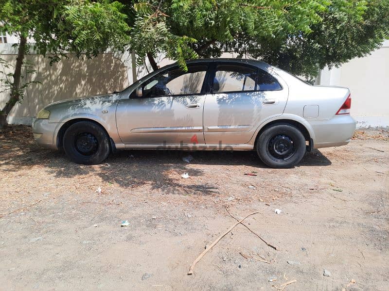 Nissan Sunny 2009 1