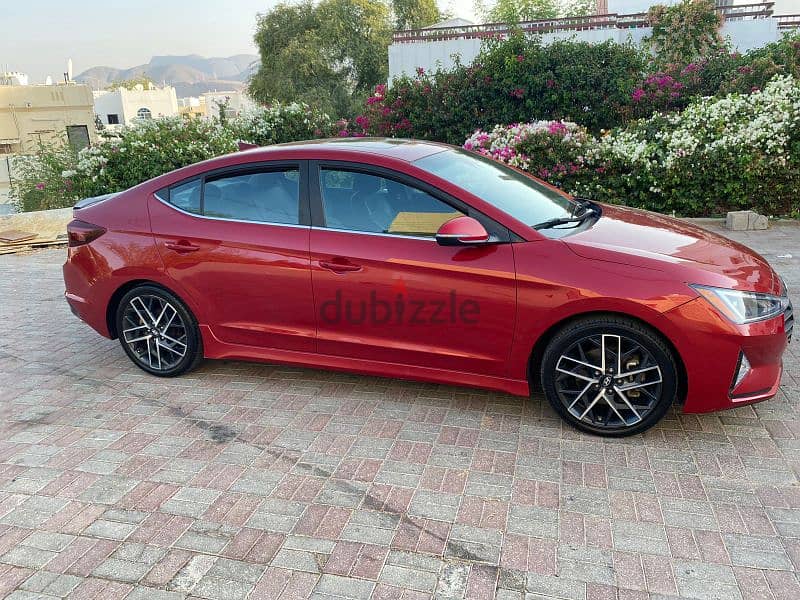 Hyundai Elantra 2019 7