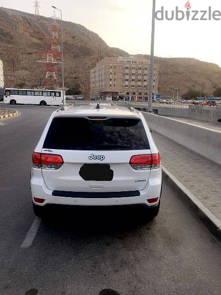 Jeep Laredo 2018 10