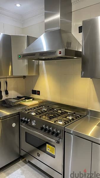 stainless steel home/villa kitchen    مطبخ الفيلا 4