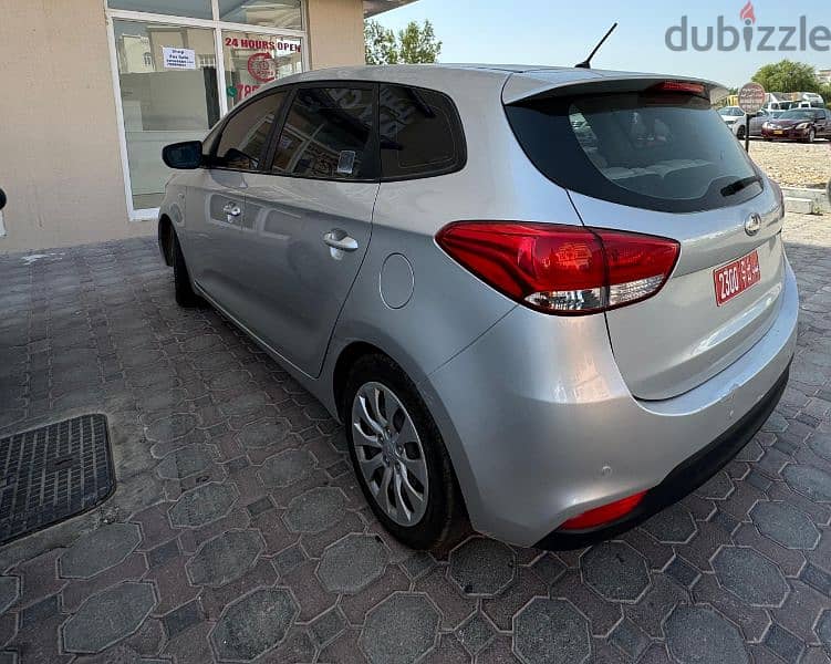 Kia Carens 2014 9