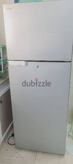 Big size TOSHIBA fridge 0