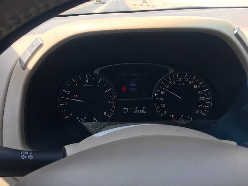 Nissan Pathfinder 2014 ( expat use ) 4