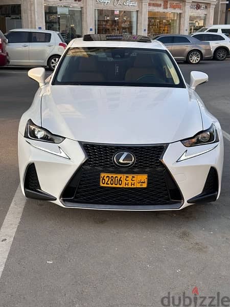 Lexus IS 300 2019 1