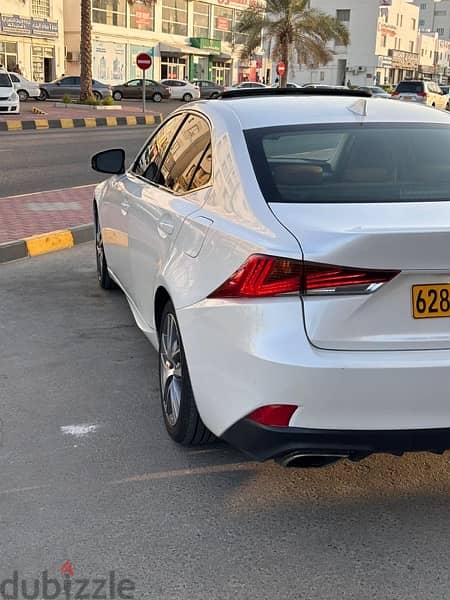 Lexus IS 300 2019 2