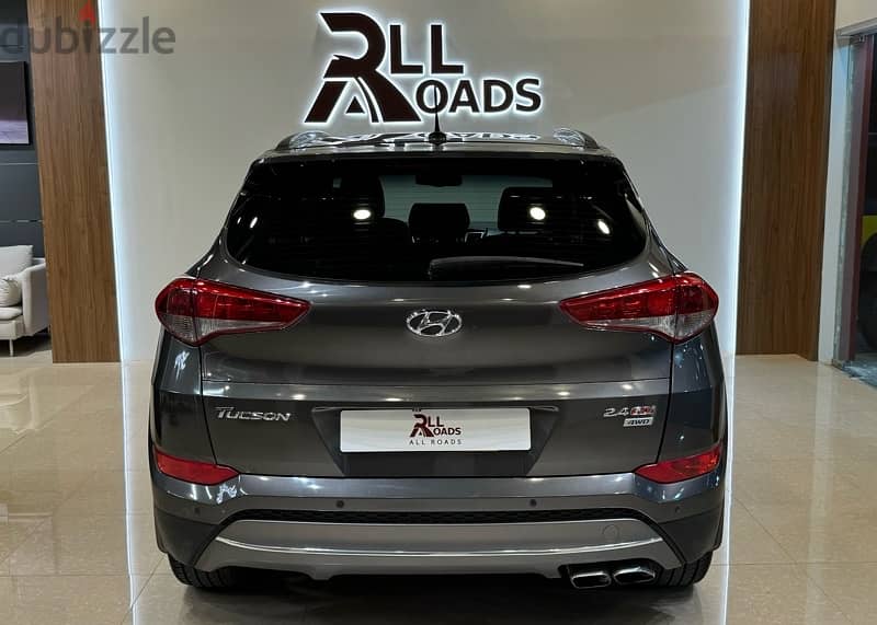 Hyundai Tucson 2017 Gcc Oman 3