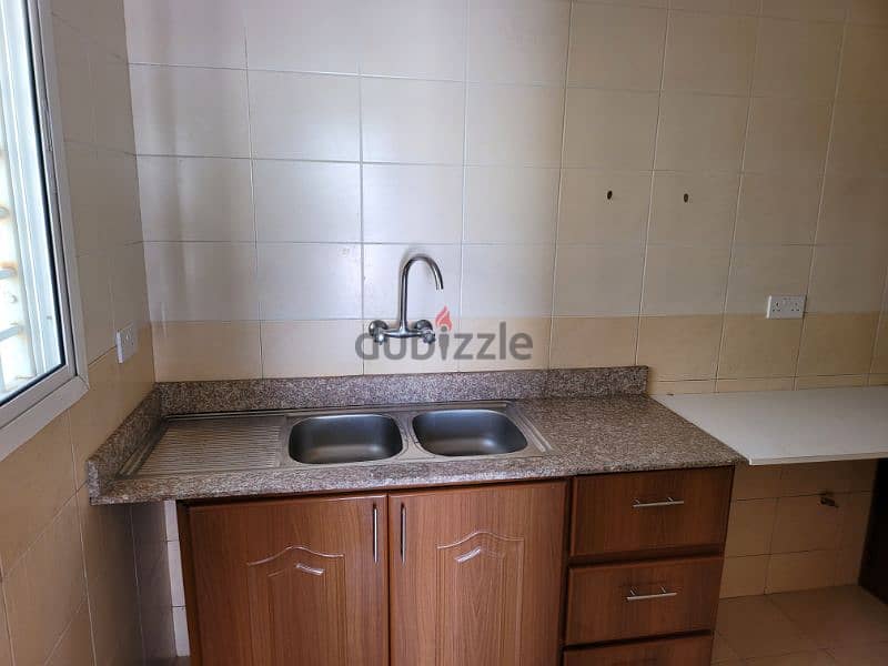 studio flat available qurum 3