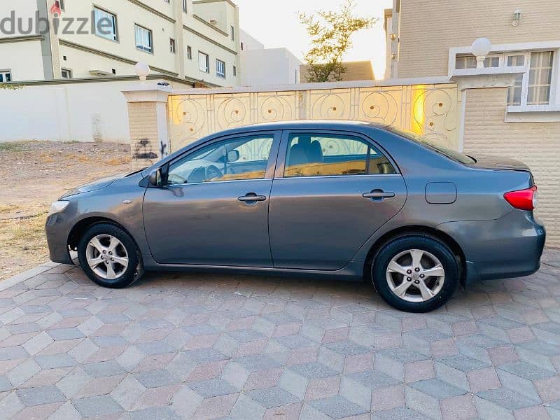 Toyota Corolla 2012 3