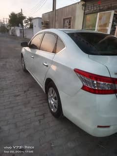 Nissan Sentra 2015