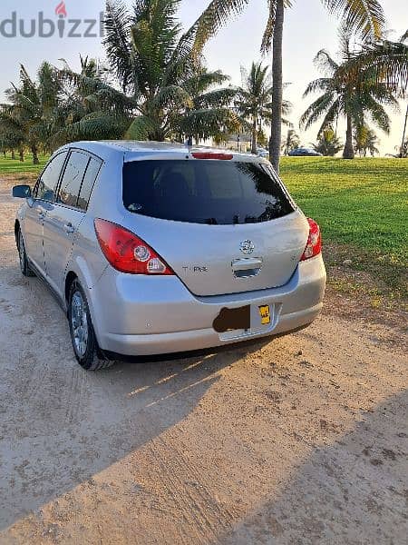 Nissan Tiida 2008 1