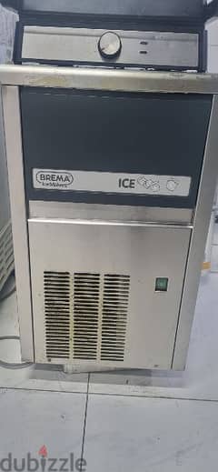 Brema ice maker machine for urgent sale.