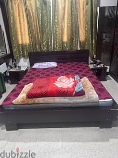 King size bed along with mattress- in very good condition 0