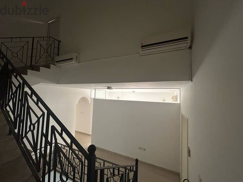 Spacious 4BHK Villa for rent in Azaiba 5