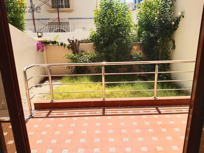 2Me1 5BHK luxury Villa for rent in Ghobra near to 18-November street 6