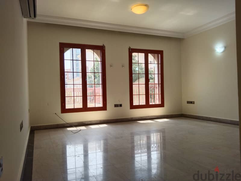 2Me1 5BHK luxury Villa for rent in Ghobra near to 18-November street 10