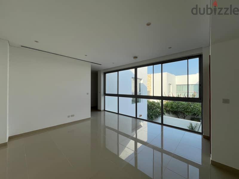 3 Bedroom Courtyard Villa for Sale in Al Mouj Muscat 9