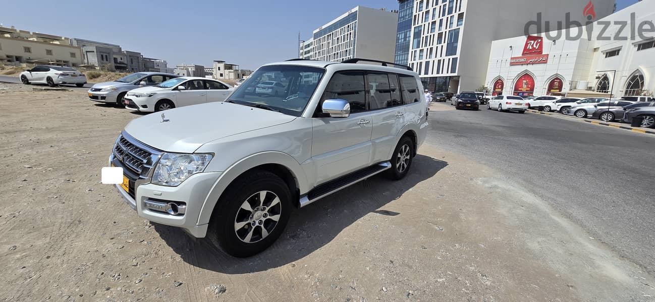 Mitsubishi Pajero 2016 3.5L Number 1, Excellent Condition 11