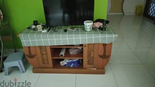 Tv and tv stand for sale 32 inch led tv