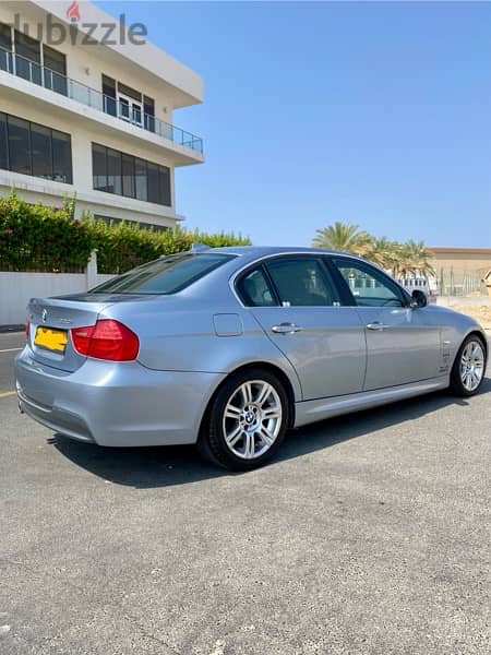 BMW 3-Series 2011 4