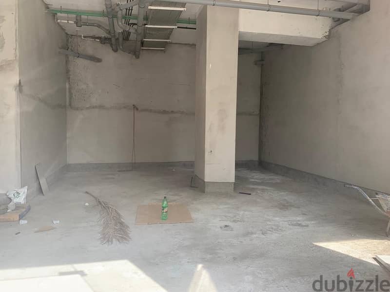 70 SQM shop for rent located alkhoud mazoon St near alamri center 2