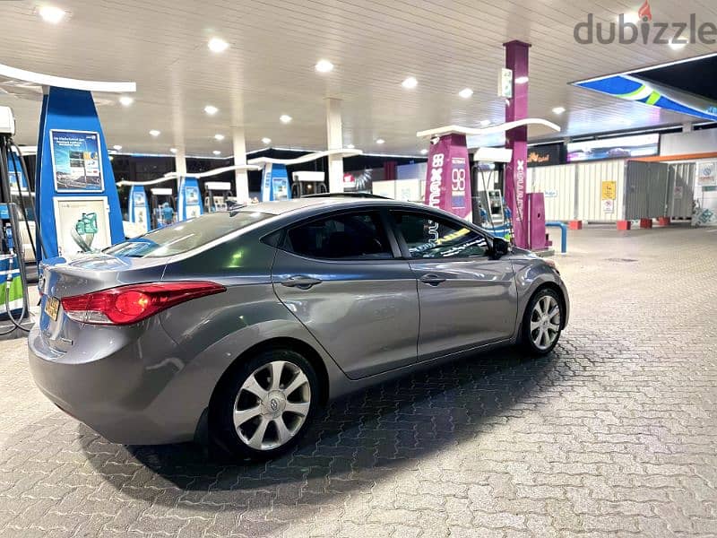 Hyundai Elantra 2013 2