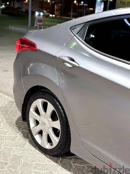 Hyundai Elantra 2013 4