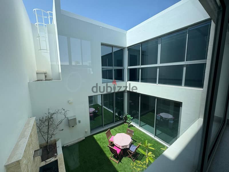 3 BR + 1 Maid’s Room Courtyard Villa in Al Mouj 10