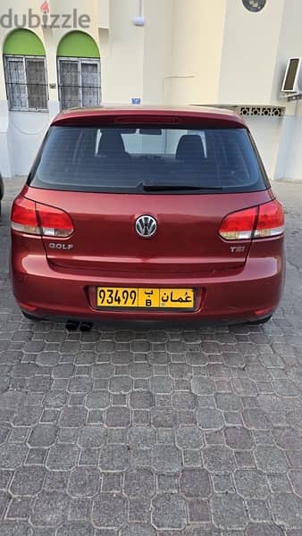 Volkswagen Golf 2010 1