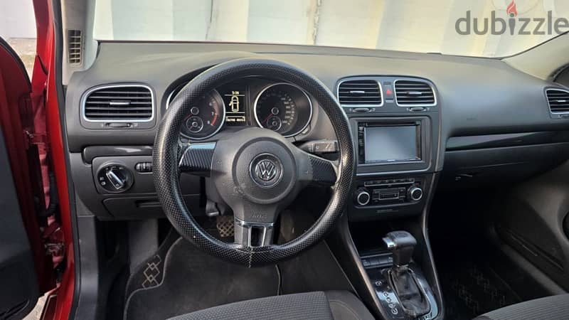 Volkswagen Golf 2010 5