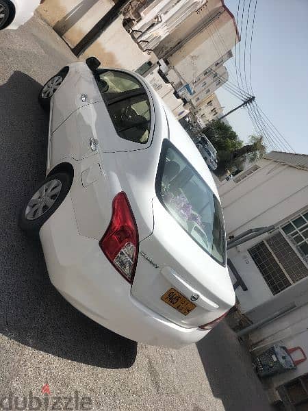 Nissan Sunny 2014 4