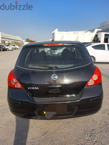 Nissan Versa 2011 1