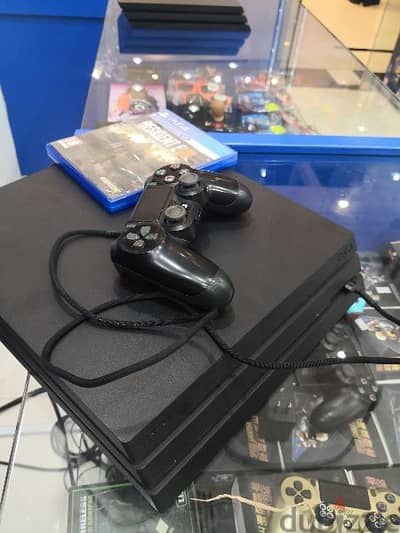 PS4 pro very good condition