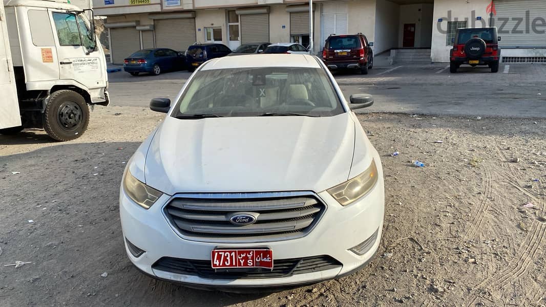 Ford Taurus 2013 1